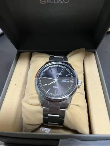 SEIKO 솔라 손목시계 블랙 실버