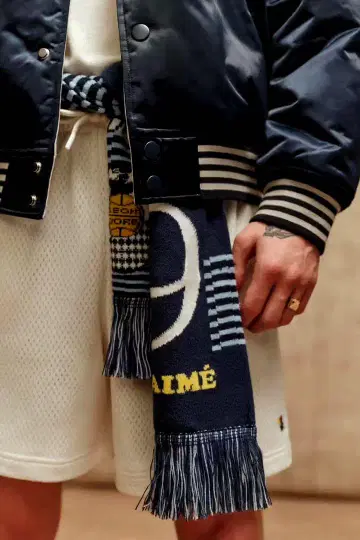 에임 레온 도르 크레스트 짐 쇼츠 브라운