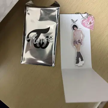 twice 랜덤 미니 아크릴 스탠드 참 MOMO