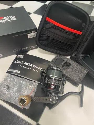 Abu Garcia Revo MGXtreme 2000 스피닝 릴