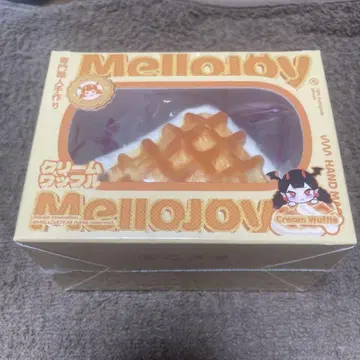 Mellojoy 스퀴즈 와플 삼각형