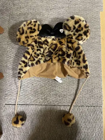 디즈니 레오파드 무늬 팬캡