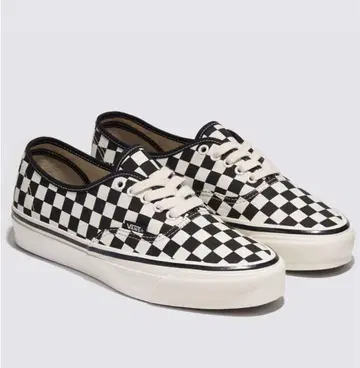 [ 가격 인하 불가 ] VANS MTE Authentic 체크