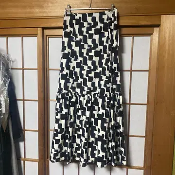 새상품 스콧 클럽 기하학 패턴 롱 스커트