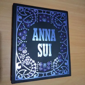 ANNA SUI CHRONICLE 패션 작품집