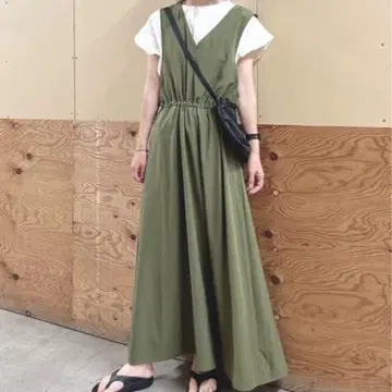 새상품 ITEMS URBANRESEARCH 오버롤 스커트 카키
