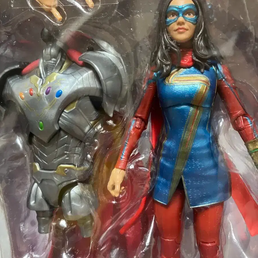 MARVEL | 마블 [Sealed] Hasbro Genuine Marvel Legends What If...? Infinity  Ultron Wave 7 Types #하스브로,#마블레전드,#왓이프,#인피니티울트론,#액션피규어 on Bunjang Global  Site.