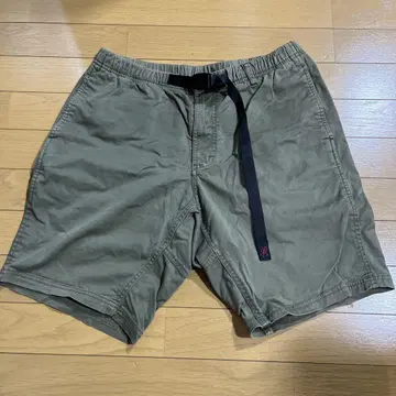 GRIMICI 카키 숏팬츠