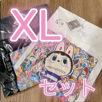 완판템 유니클로 팝마트 러브브 T셔츠 화이트 블랙 XL 2점
