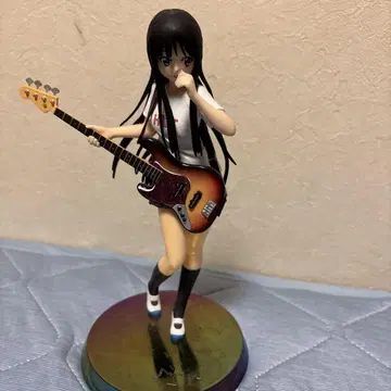 아키야마 미오 피규어