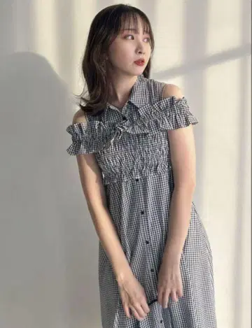 dazzlin 개더 뷔스티에 SET 셔츠 원피스