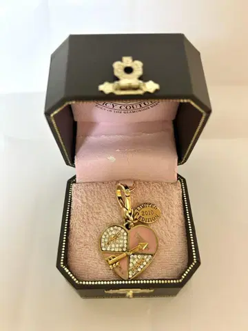 미사용 새상품! Juicy Couture 2010년 한정판 참