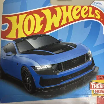 Hot Wheels Ford Mustang Dark Horse