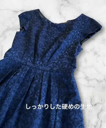 포멀 드레스 플레어 스커트