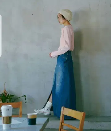 [ 새상품 ] SOMETHING 크로스 허리 슬릿 스커트 글리터