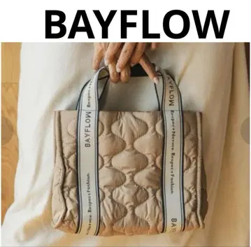 BAYFLOW 로고 테이프 퀼팅 토트