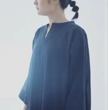 힘카시(현 사리게나쿠) 양류 튜닉 네이비