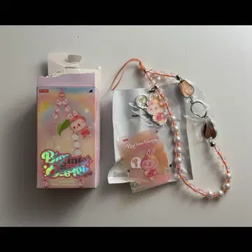 POPMART LABUBU 럽럽 폰 참 LOYALTY