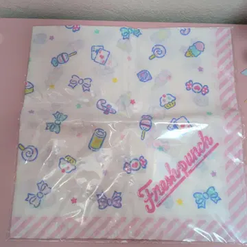 프레쉬 펀치 손수건 런치 크로스