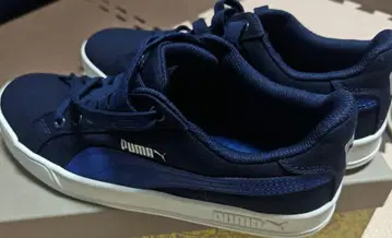 PUMA 스니커즈