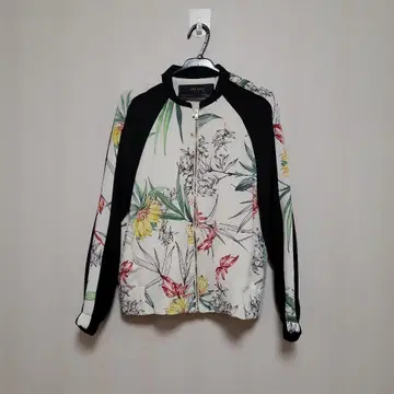 [ 새상품급 ] ZARA BASIC 플로럴 집업 자켓 XS