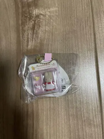 산리오 미니어처 패키지 참 [ 발길이 키티 ]
