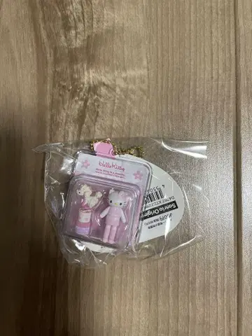 산리오 미니어처 패키지 참 [ 발길이 키티 ]