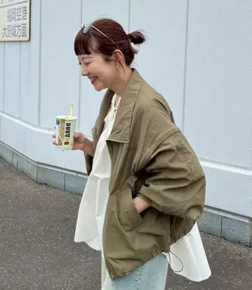 차오패닉 티피 시어 나일론 스탠드 넥 자켓 카키