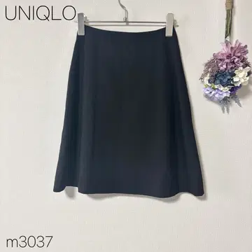 유니클로 종아리 기장 플레어 스커트 깔끔한 오피스룩 블랙 UNIQLO