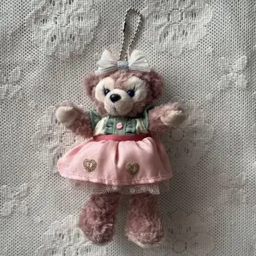 셰리 메이 인형 배지, 키링