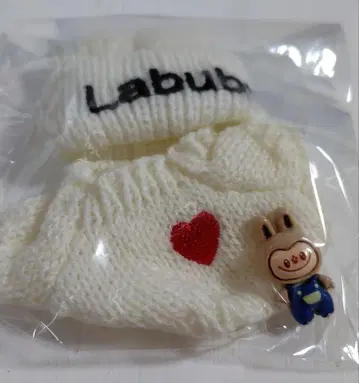 Labub 옷 갈아입기 의류 화이트 하트 자수
