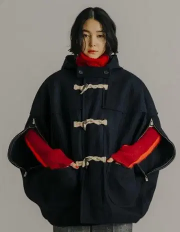 파세타즘 울 서클 케이프 코트