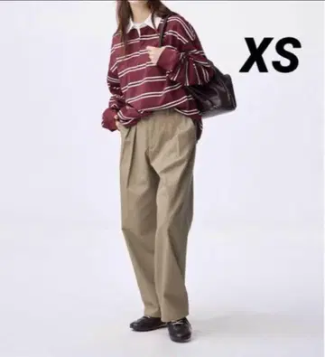 미사용 새상품 GU 치노 바렐 레그 턱 팬츠 XS