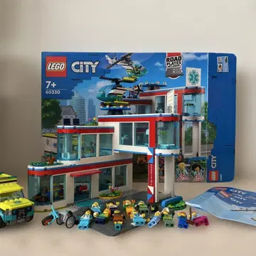 LEGO CITY 레고 시티 60330 병원 상자 없음 발송