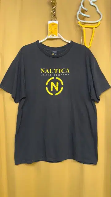 [ 구제 의류 ] NAUTICA 블랙 T셔츠 L 사이즈
