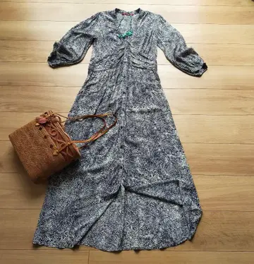 새상품급 UNIQLO 콩트와르 데코토니에 레이온 프린트 원피스 M 사이즈