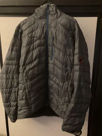 MAMUMAT(마무트) 그레이 퀼팅 다운 자켓 정가 40,000