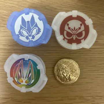 가면라이더 기츠 코어 ID 우키요 에이수의 코인