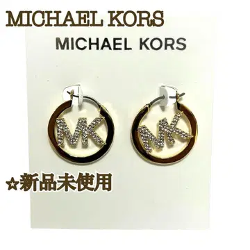 [ 새상품 ] 마이클코어스 파베 MK 크리스탈 로고 귀걸이 골드