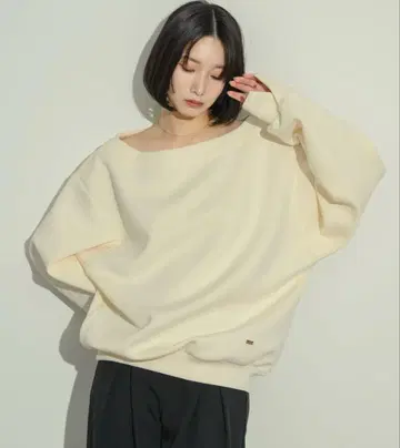 NEUNA 맨투맨