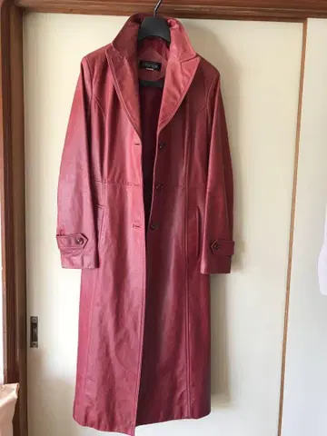 여성용 가죽 코트