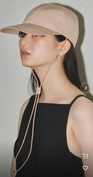 스트랩 포함 베이지 캡 프리 사이즈 투데이풀