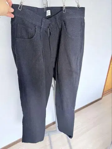 JAPAN BLUE JEANS 다크 블루 데님 턱 데님 팬츠 네이비 나염