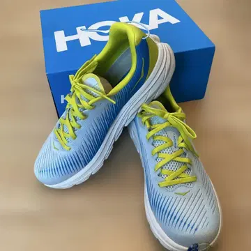 [ 사용 빈도 적음! ] HOKA 러닝화 린콘3 색스 28.5
