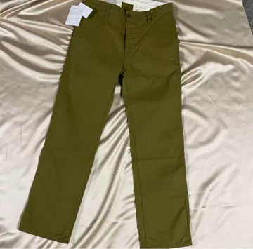 누디진 치노 팬츠 코튼 W31 LOOSE ALVAR