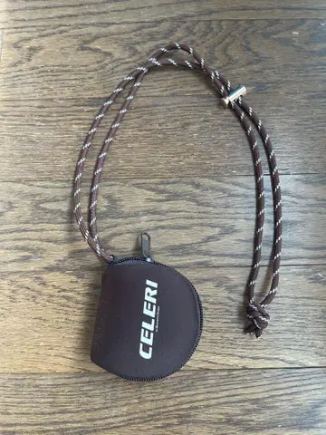 Deuxieme Classe CELERI 코모노 케이스 미사용