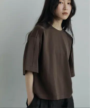 anuke Shoulder Layered Tops