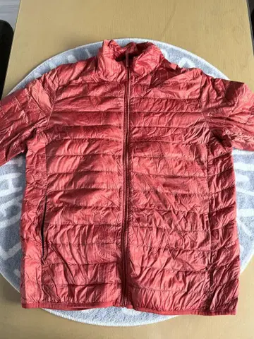 UNIQLO 울트라 다운 자켓 남성용 다운 빨간색