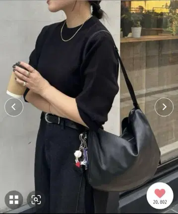 이야파피요네 숄더백
