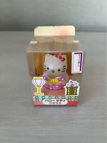 헬로키티 히나마쓰리 기모노 피규어